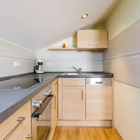 Apartment Fuer 4 Personen Ca 70 Qm In Crikvenica, Kvarner Bucht Und Umgebung Crikvenica