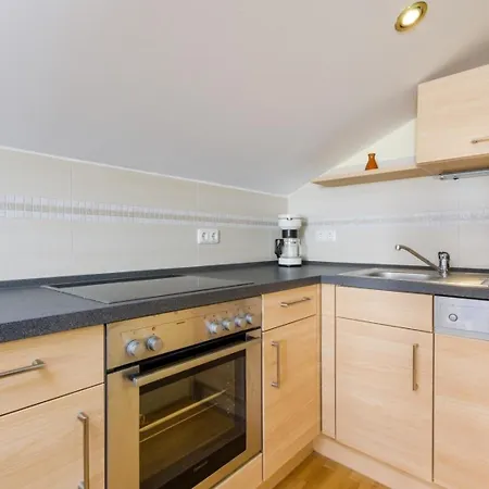Fuer 4 Personen Ca 70 Qm In Crikvenica, Kvarner Bucht Und Umgebung Apartment *